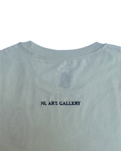 Load image into Gallery viewer, T-shirt verde pastello con ricamo piccolo nero-fluo *LIMITED EDITION
